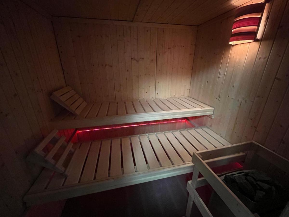 Apartman U Pola Zdikov Bagian luar foto